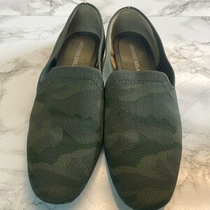 Antonio Melani Comfort Flats